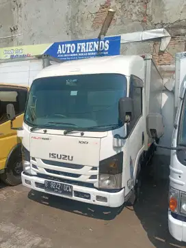 Isuzu GIGA NLR55tx ps100 engkel std box 11 kubik 2020