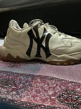 JUAL SEPATU MLB YANKEES ORI SIZE 44