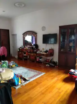 Dijual Rumah Mewah Ada Kolam Renang di Danau Bogor Raya