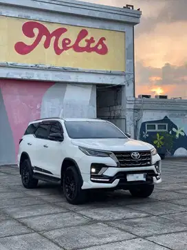 KM 20rb. Toyota Fortuner VRZ 2.8 GR 2023