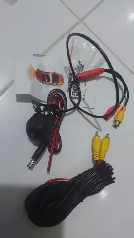 Camera mundur atau parkir mobil