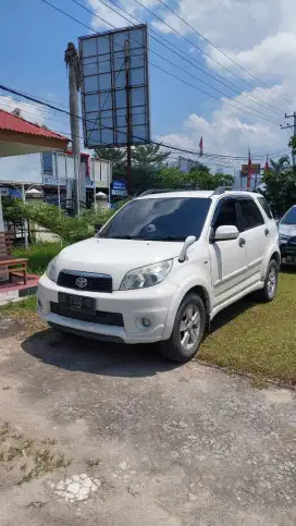 Toyota Rush 2013 akhir dan pemakai 2014, tangan pertama