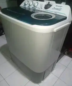Dijual mesin cuci sharp kapasitas.10kg