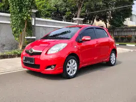 Toyota Yaris E AT 2012