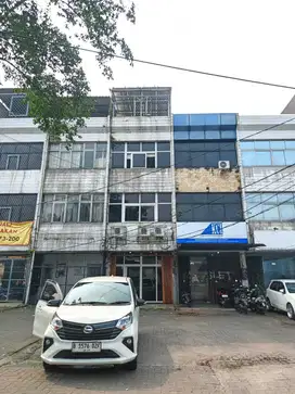 Ruko Komersil 3 Lantai Di Jl Ciputat Raya Pondok Pinang Jakarta Selata