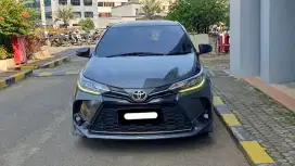 Toyota yaris s cvt gr sport matic 2021 abu metalik cash kredit bisa