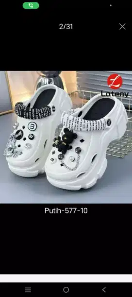 Sandal trendy ms kni ringan d kaki anti kena becek bkin kaki nyaman