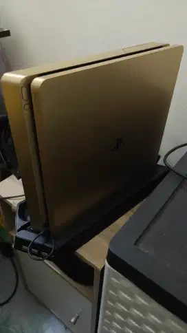 playstation 4 slim