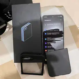 SAMSUNG GALAXY Z FLIP 6 SECOND 12/256 GB