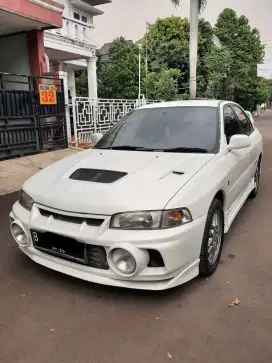 Mitsubishi CK4 (CONVERT EVO 4) Tahun 2000 (2WD)