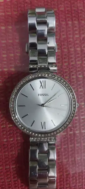 Jam tangan wanita.merk Fossil