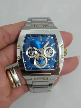 Jam pria guess GW0456G5 original bekas bagus normal semua siap pakai