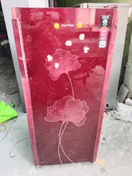 Kulkas 1pintu Polytron kondisi norm dingin beku siap pakai
