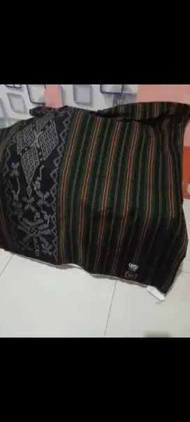 Jual sarung BHS classic gold
