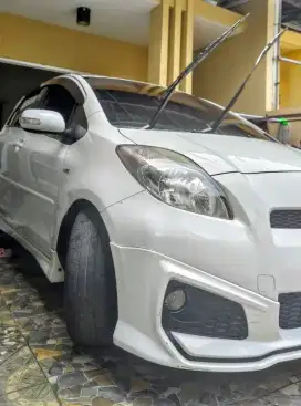 Toyota Yaris 2012 Bensin