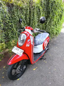 Bissmillah dijual motor Honda scoopy sporty 2016