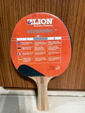BET TENIS MEJA/PINGPONG MERK LION
