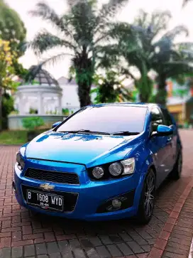 CHEVROLET AVEO 1.4LT MATIC KM 80RB TINGGAL GASSS