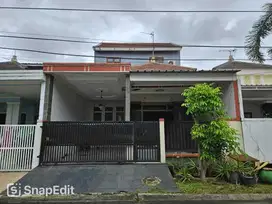 Dijual cepat Rumah siap Huni 2,5 lantai di Harapan Indah 2, Cluster Ar