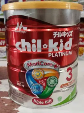 Dijual susu morinaga chil kid platinum 1-3th 800gr ada 2 kaleng ya