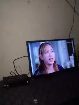 TV LED 24iN Sharp + Setbox Digital Normal ori