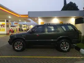 Opel Blazer 2001 Bensin
