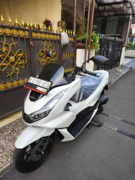 Bissmillah dijual motor Honda PCX 160cc 2024 istimewa