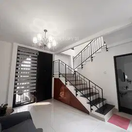 Dijual Rumah Bagus Strategis Di Kawasan Bintaro