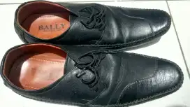 Sepatu merk playboy( boril )hitam & merk bailly