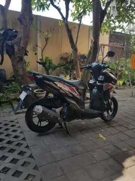 Vario 125 k2v hitam cbs gbm