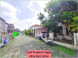 Jual Murah Rumah klasik Condongcatur Dalam Perum Jambusari SHM Ready