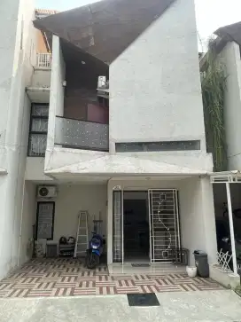 Disewakan rumah Minimalis Full furnish dijatibening baru, bekasi