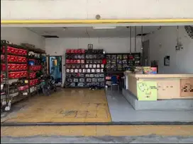 RUMAH  USAHA  DI JL RAYA MAJAPAHIT  PEDURUNGAN SEMARANG