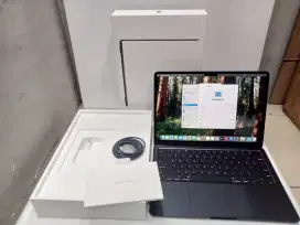 Macbook Air 13inchi Chipset M3  8/256gb Midnight