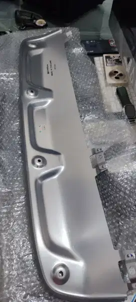 Skid plate front lower garnish crv