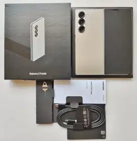 Samsung Z Fold 6 12/256 Mulus On Garansi