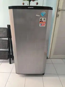 Kulkas 1 pintu sanken SK-V173
