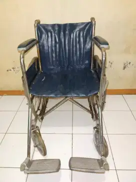 Di jual kursi roda