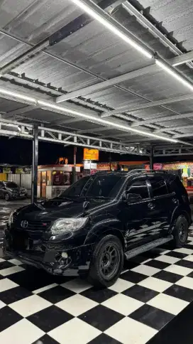 •Fortuner VNT Metic 2014