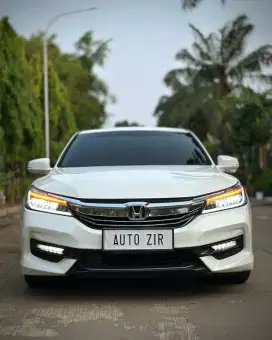 Honda Accord 2.4 VtiL 2016 putih