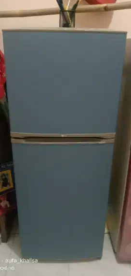 Kulkas 2 pintu merek LG ORI
