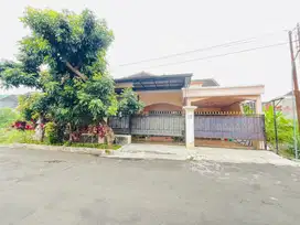 MURAH! Rumah Luas 300m Kawasan Elite Papa Biru Suhat