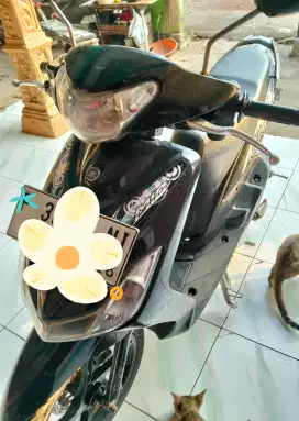 Mio Smile 2011 Hitam