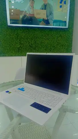 Acer NITRO LITELaptop Impian, Gaji Aman–Cicil Pakai Home Credit Aja!