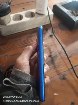 LCD, Batre, Dan komponen lain