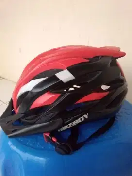 HELM SEPEDA SIZE M TO L ADJUSTABLE
