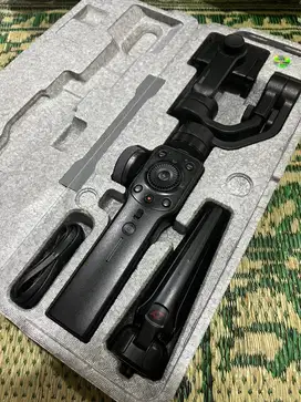 Zhiyun smooth 4
