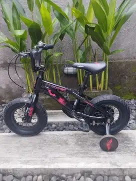 Sepeda anak pacific umaga batman 12 inch