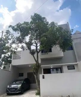Dijual Rumah komplek arcamanik