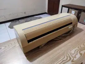 Indoor AC Samsung 1/2 Pk